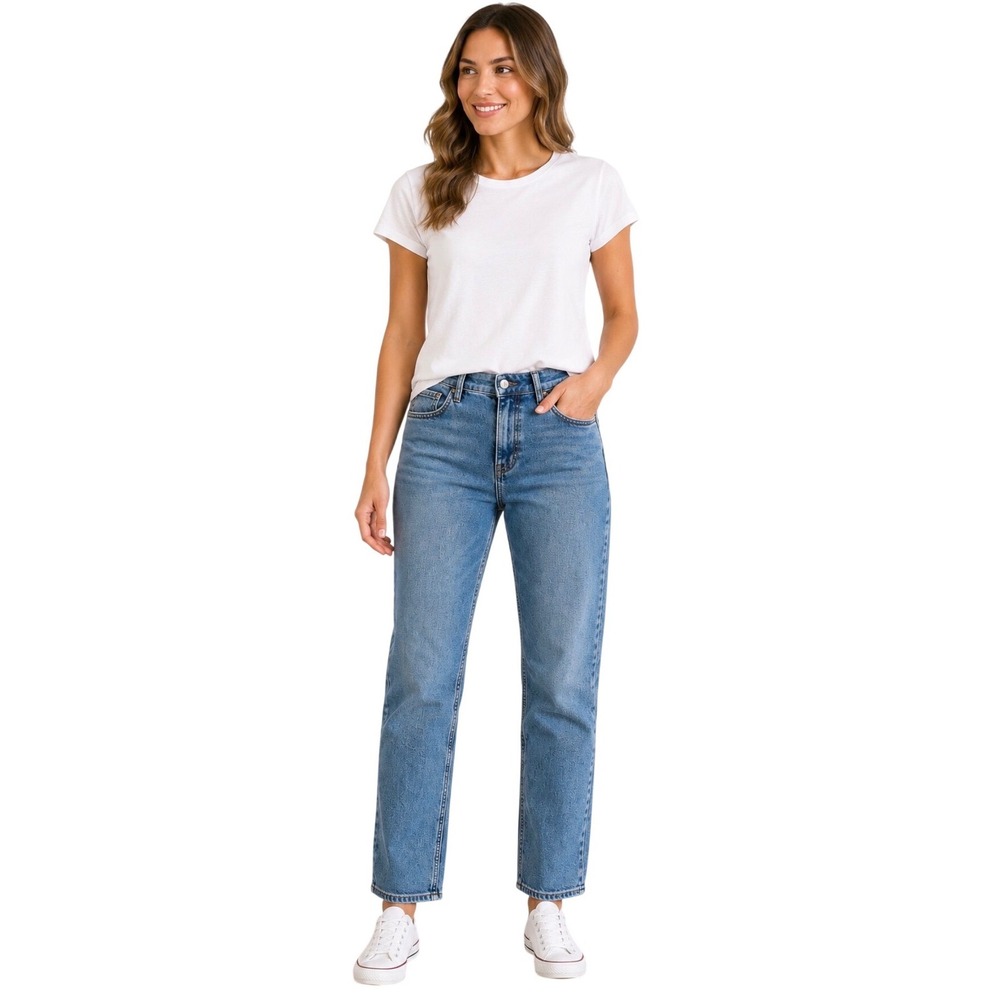 Faherty Straight-Leg Women’s Jeans in Medium Blue